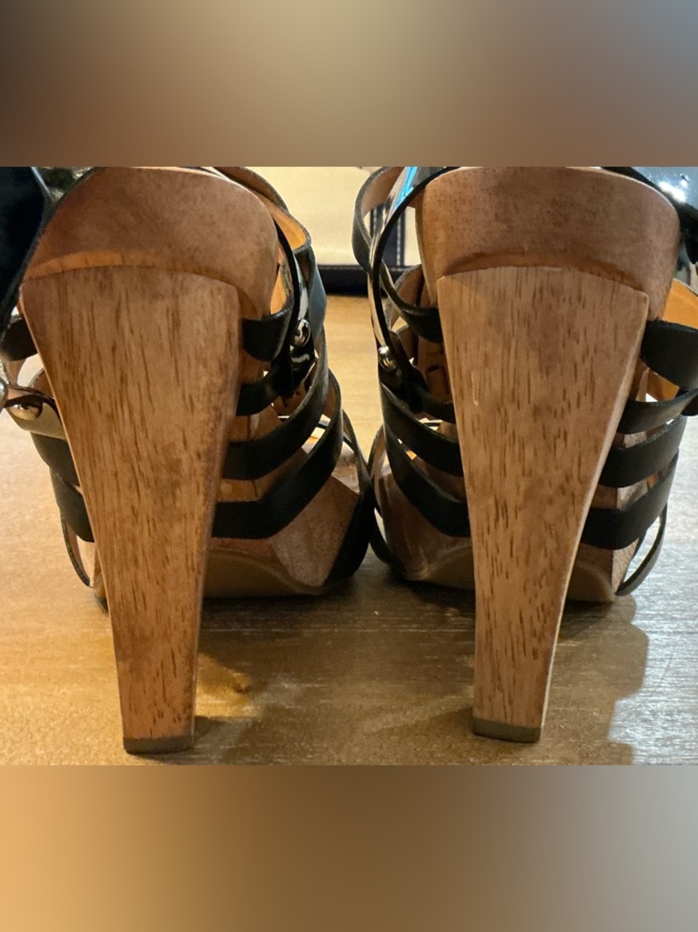 Michael Kors Black Leather Studded Platform Sandals with Wooden Heel Size 7.5 - Picture 6 of 9